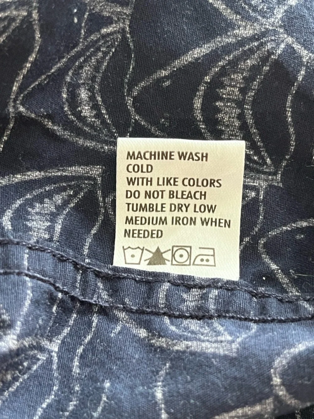 Free Planet Boy’s‎ Shark Pattern Casual Button Down Short Sleeve Shirts 14/16